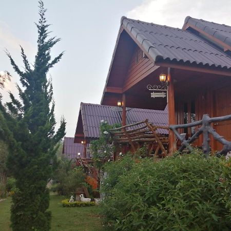 Indah Garden Hill Resort Phetchabun Buitenkant foto
