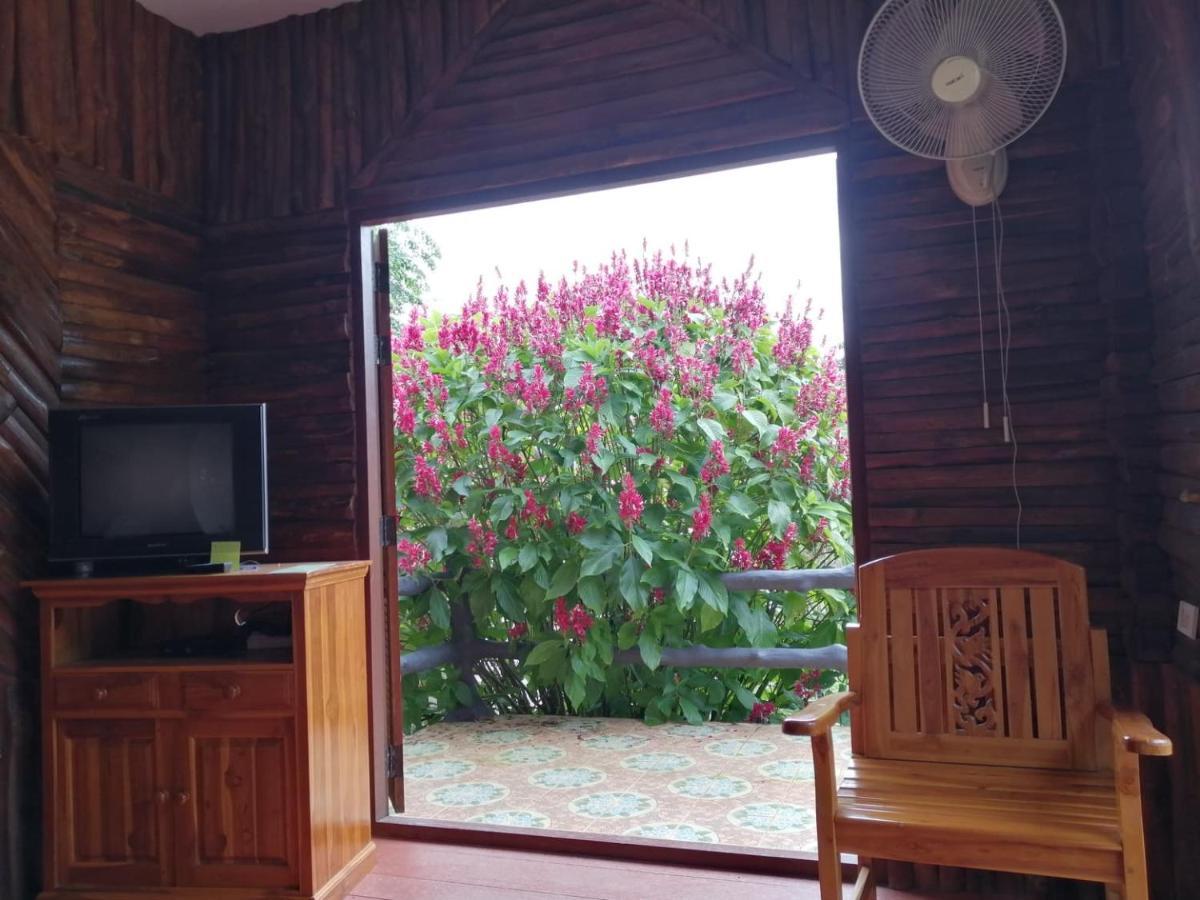 Indah Garden Hill Resort Phetchabun Buitenkant foto