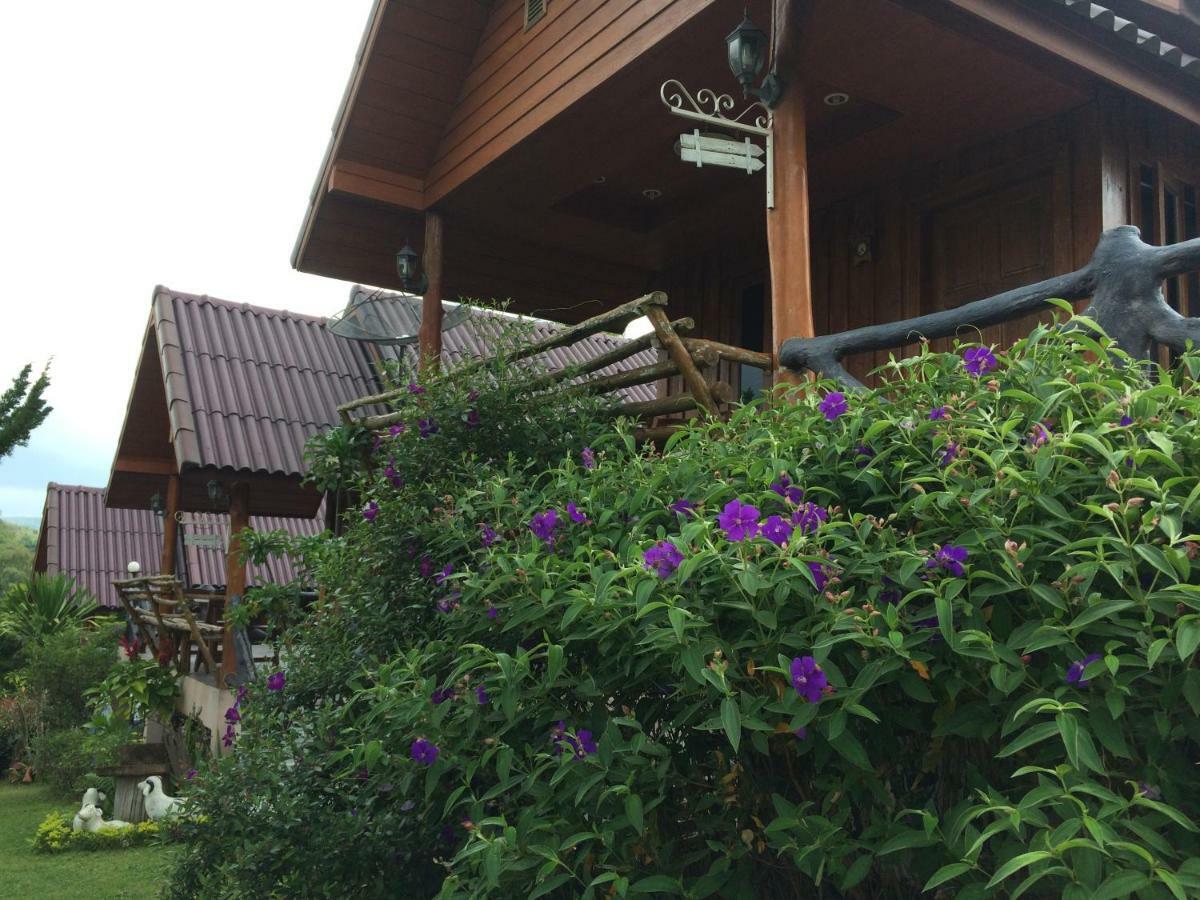 Indah Garden Hill Resort Phetchabun Buitenkant foto