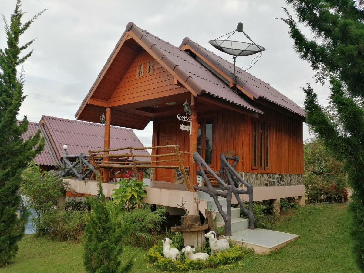 Indah Garden Hill Resort Phetchabun Buitenkant foto