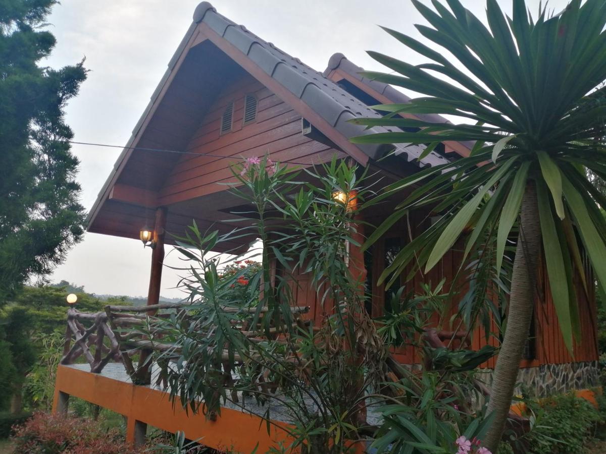 Indah Garden Hill Resort Phetchabun Buitenkant foto