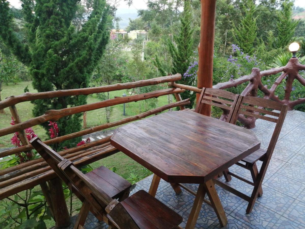 Indah Garden Hill Resort Phetchabun Buitenkant foto