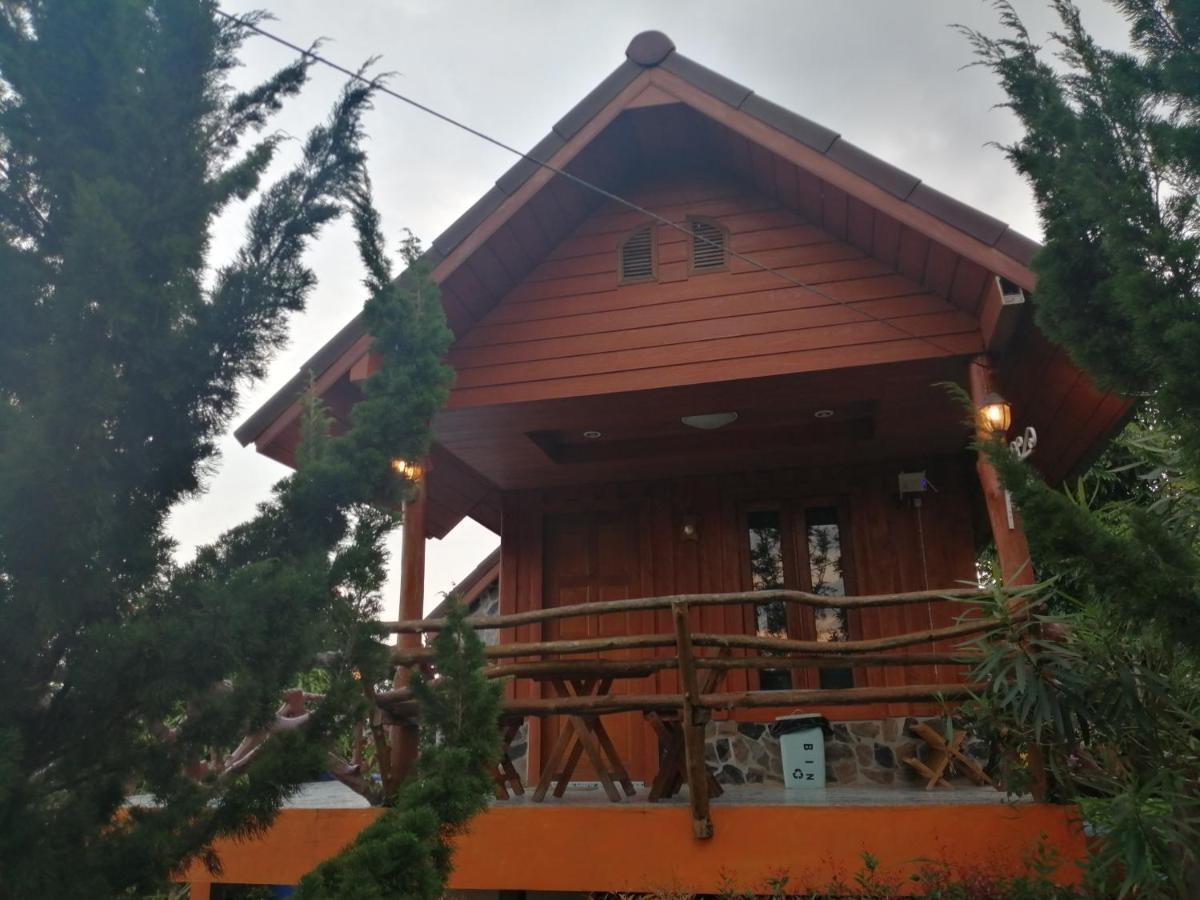 Indah Garden Hill Resort Phetchabun Buitenkant foto