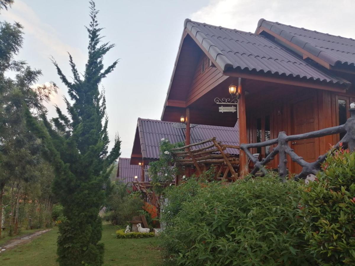Indah Garden Hill Resort Phetchabun Buitenkant foto