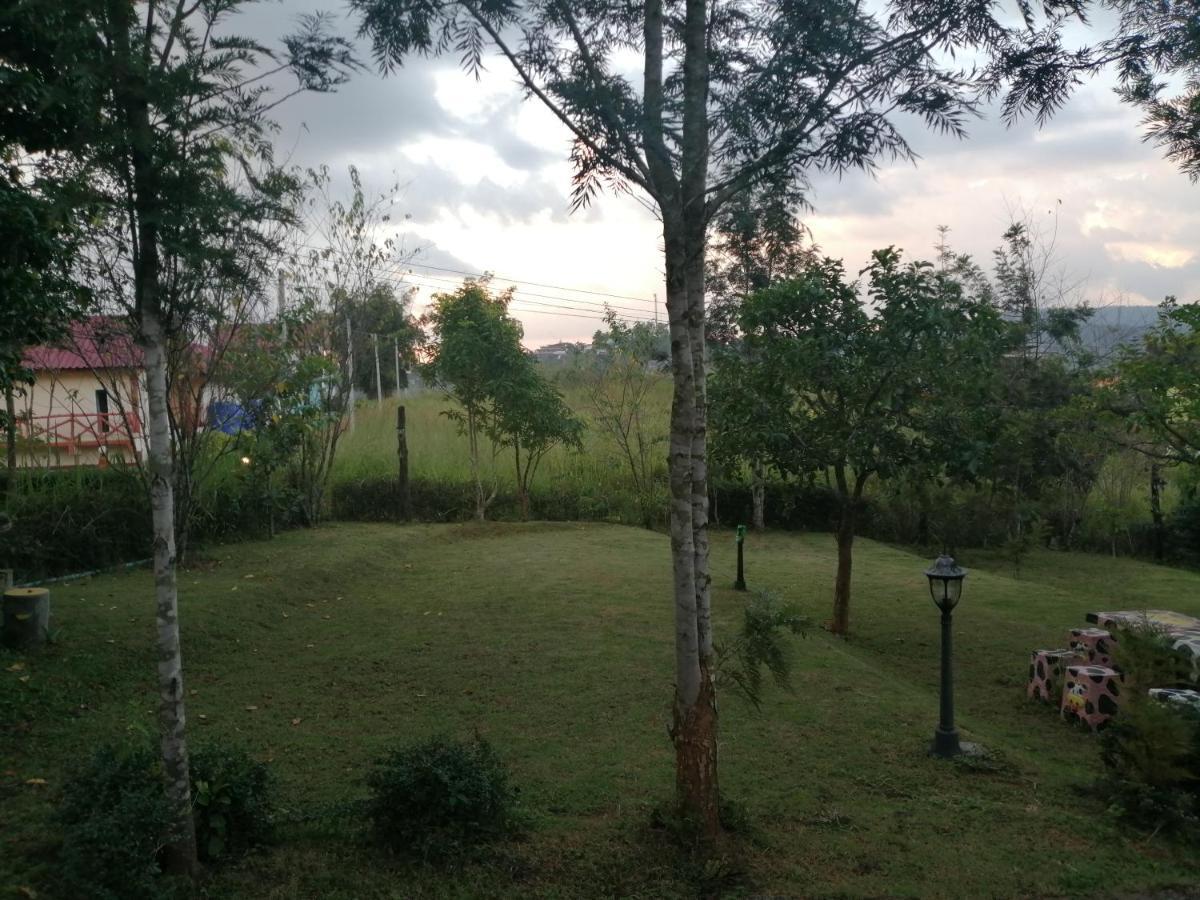 Indah Garden Hill Resort Phetchabun Buitenkant foto